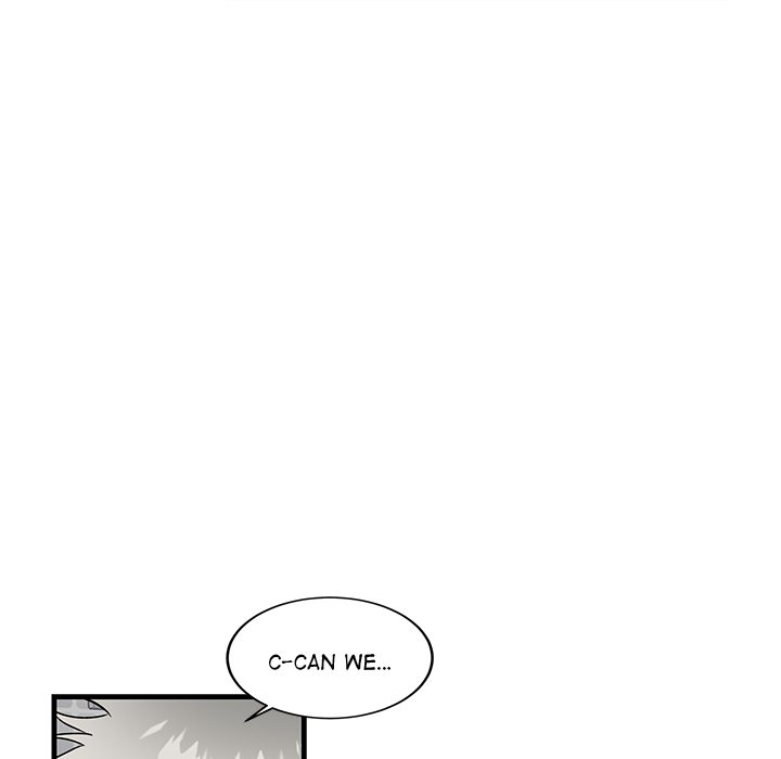 Hand in Hand 28