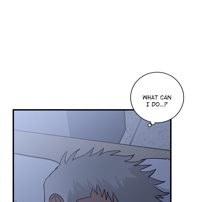 Hand in Hand 32