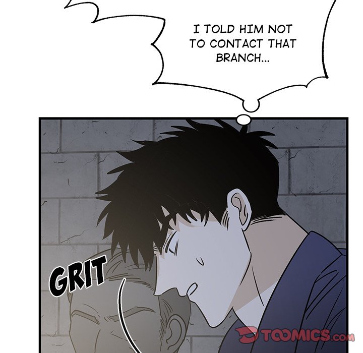 Hand in Hand 32