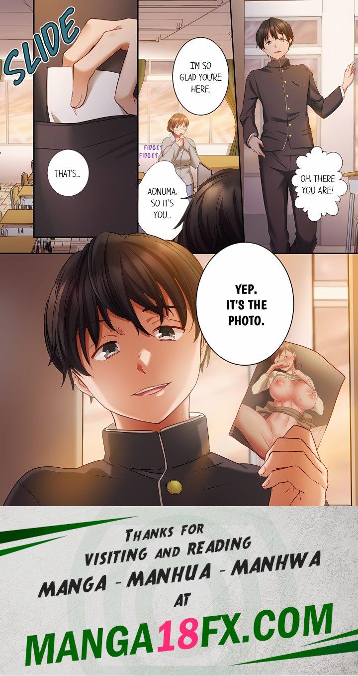 Sent to the Wrong Chat: Blackmailed by One of the Thirty Boys in My Class! (Uncensored) 24