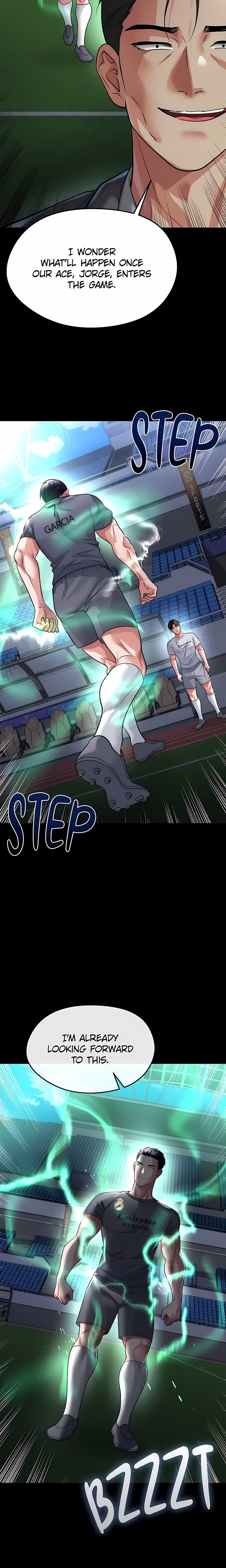 The Hottie’s Good at Football 7